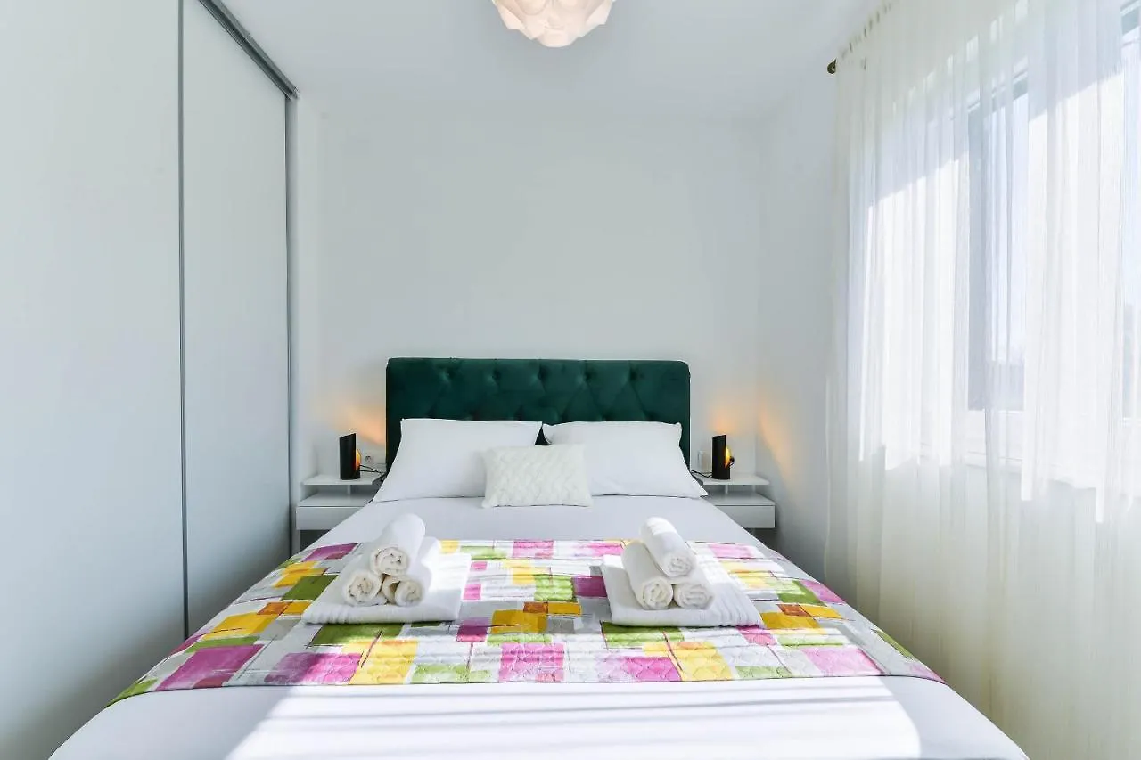 Holiday House Casia With Pool Murvica